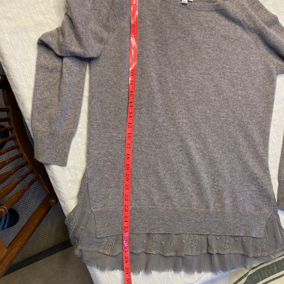 Garnet Hill Cashmere Lace hem sweater size M - Picture 5 of 10